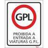 Aman.pt - Proibida a entrada a viaturas G.P.L.